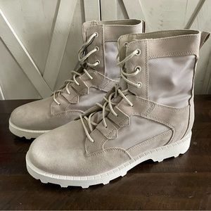 Sorel Caribou OTM Boot Waterproof Ivory Suede Tie Mid-Calf Boots Men's 9.5